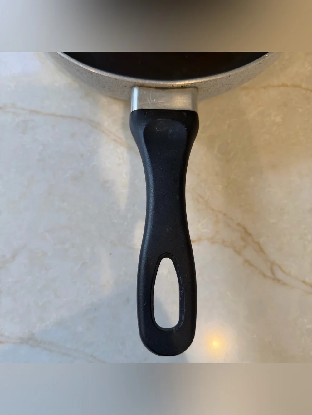 11” Kitchenware Black Frying Pan with Soft-Touch Handle